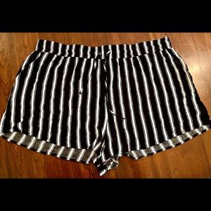 Forever 21 high wasted shorts, black and white stripes. Stretchy, size 3XL